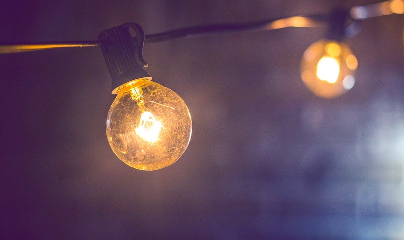 Mengenal Tarif Listrik untuk Bisnis Beserta Tarif dan Cara Bayarnya