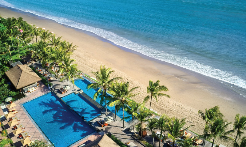 Hemat hingga 40% - The Legian Seminyak & The Club by The Legian