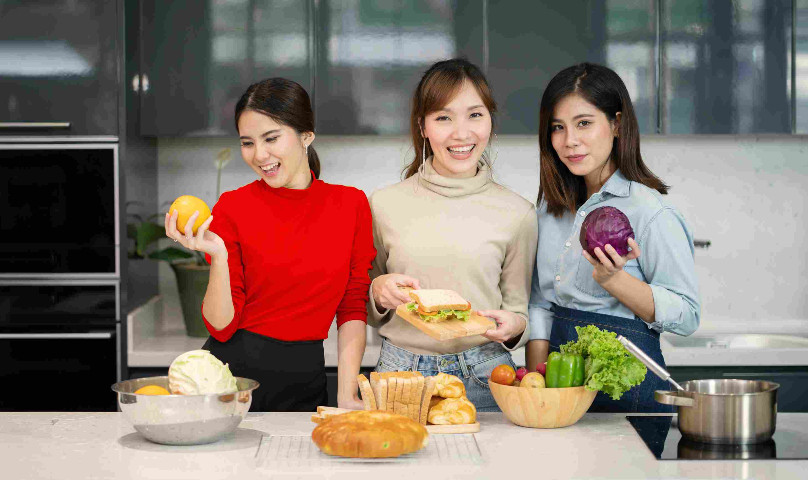 Cashback hingga Jutaan Rupiah - Refer a Friend Premier Banking